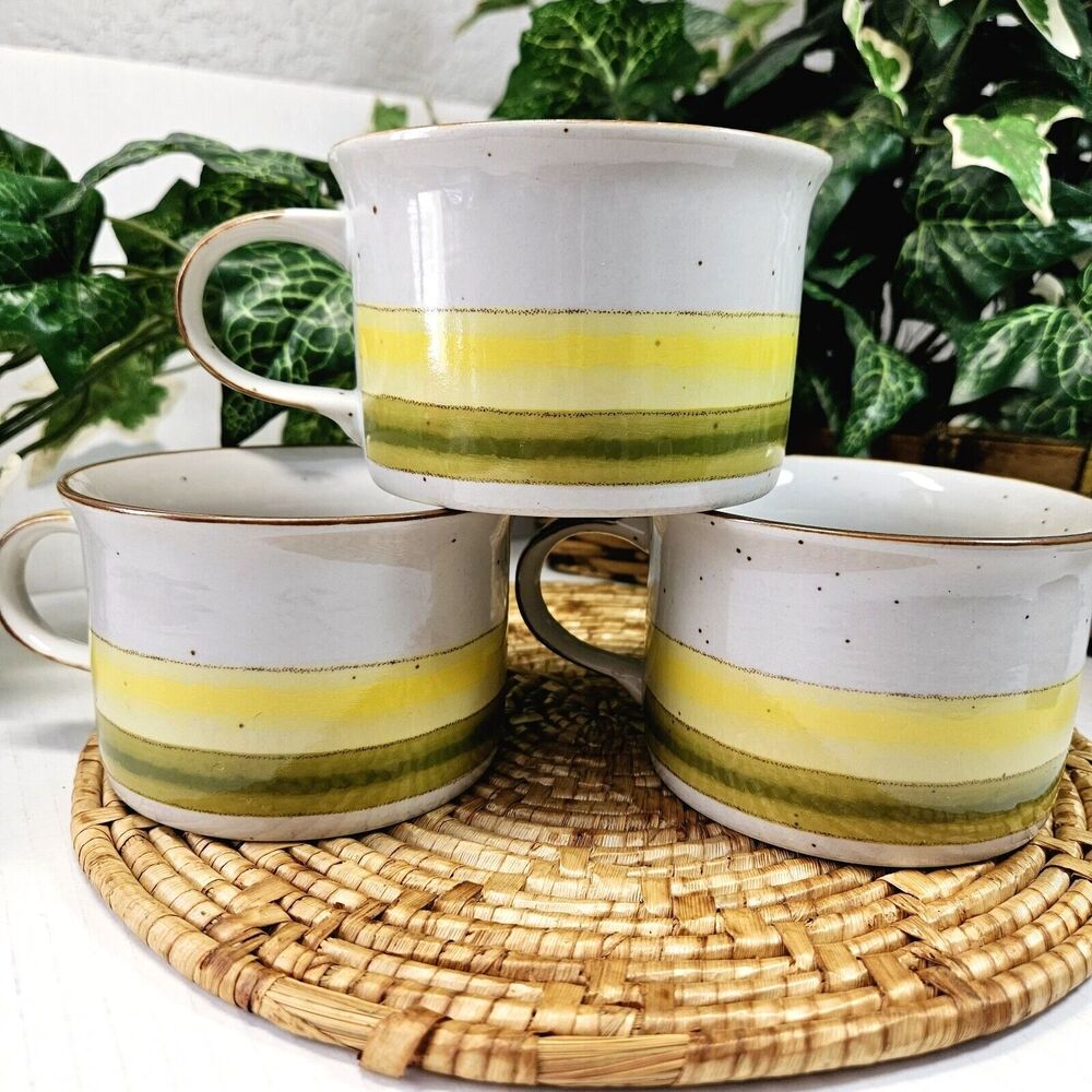 Vintage Stoneware Sunrise Set 3 Yellow Green Speckled Glaze Mug Coffee Tea Soup